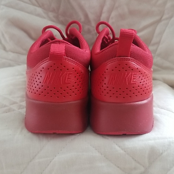 🆕️NBW Nike Air Max Thea - Picture 5 of 5